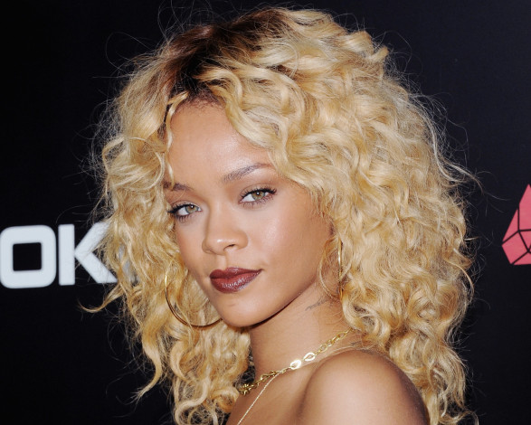 Обои картинки фото rihanna, музыка, актриса, продюсер, автор, песен, певица, сша, филантроп, регги, r, n, b, дэнсхолл