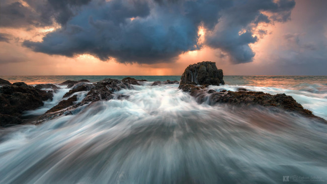 Обои картинки фото природа, побережье, пейзаж, пляж, камни, рассвет