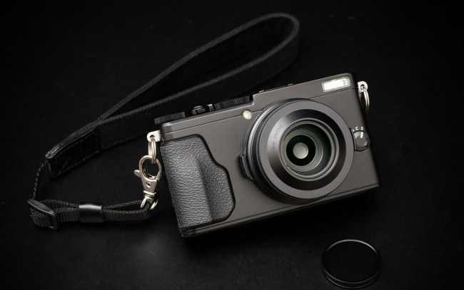 Обои картинки фото бренды, бренды фотоаппаратов , разное, фотоаппарат, макро, объектив