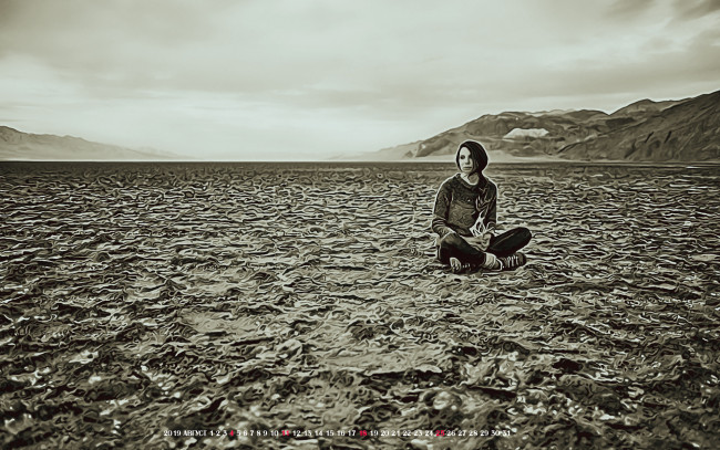 Обои картинки фото календари, компьютерный дизайн, 2019, calendar, женщина, сидит, девушка, природа, гора