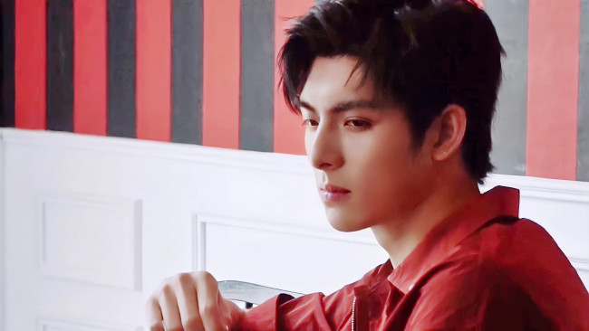 Обои картинки фото мужчины, wang hao xuan, ван, хао, сюань