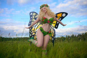 Картинка lady+melamori девушки мария+давыдова+ lady+melamory девушка женщина блондинка светловолосая сексуальная модель звезда позирует разная обувь верхняя стильная одежда нижнее эротическое бельё трусы лифчик колготки чулки аксессуары макияж и множество элементов на фотографии