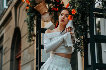 Картинка сексуальная+девушка девушки -+брюнетки +шатенки девушка женщина брюнетка темноволосая сексуальная модель звезда позирует разная обувь верхняя стильная одежда нижнее эротическое бельё трусы лифчик колготки чулки аксессуары макияж и множество элементов на фотографии