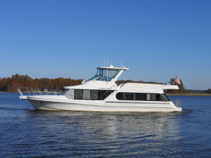 Картинка корабли Яхты вода флаг