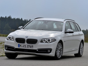 обоя автомобили, bmw, светлый, luxury, touring, 520d, 2013г, f11, line