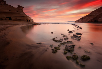 Картинка природа побережье небо отлив бухта море скалы камни облака