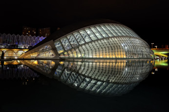 Картинка val& 232 ncia города -+памятники +скульптуры +арт-объекты музей ночь