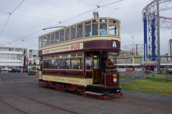 Картинка техника тракторы трамвай рельсы транспорт