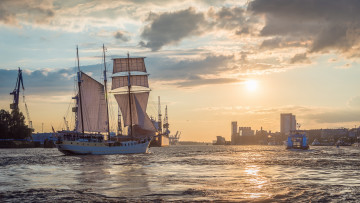 Картинка корабли порты+ +причалы гавань порт паруса