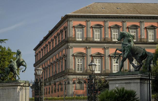 Обои картинки фото города, - исторические,  архитектурные памятники, здание, скульптуры