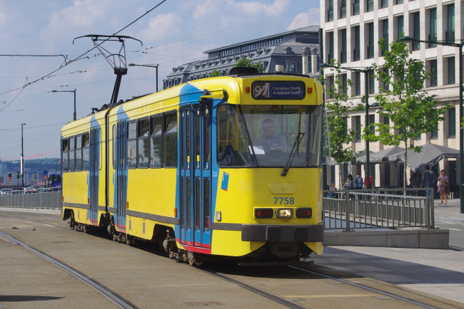 Обои картинки фото техника, трамваи, трамвай, рельсы, транспорт