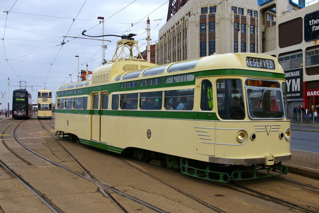 Обои картинки фото техника, трамваи, транспорт, рельсы, трамвай