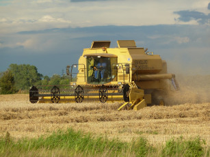 Картинка техника комбайны new holland