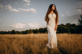 Картинка девушки -+брюнетки +шатенки девушка красивая супер секси няша нежная классная модница лапочка мадам