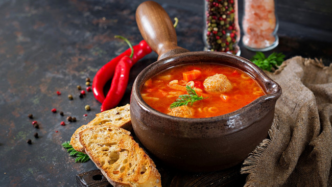 Обои картинки фото еда, первые блюда, суп, фрикадельки