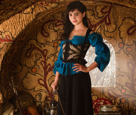 обоя кино фильмы, mirror mirror, белоснежка, оружие