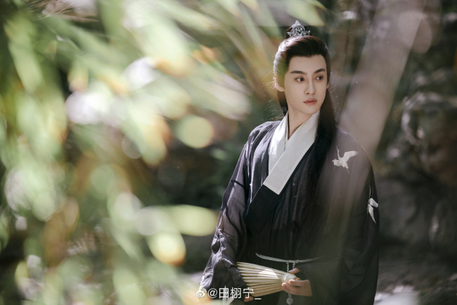 Обои картинки фото мужчины, tian xu ning, тянь, сюй, нин, tian, xu, ning