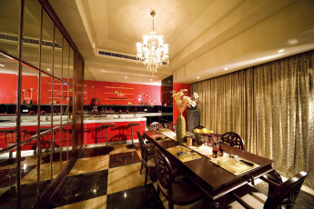 Картинка интерьер столовая стол стулья