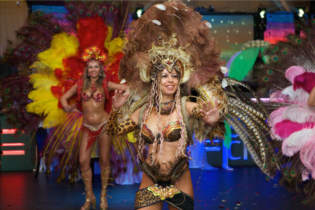 Обои картинки фото разное, маски, карнавальные, костюмы, карнавал