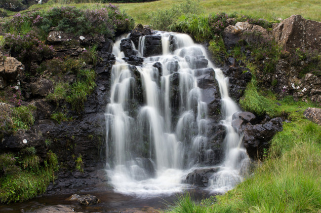 Обои картинки фото природа, водопады, лес, водопад, река