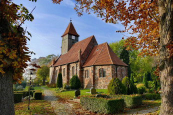 Картинка города -+католические+соборы +костелы +аббатства храм