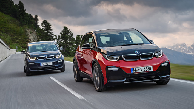 Обои картинки фото bmw i3 and i3s 2018, автомобили, bmw, 2018, i3s, i3