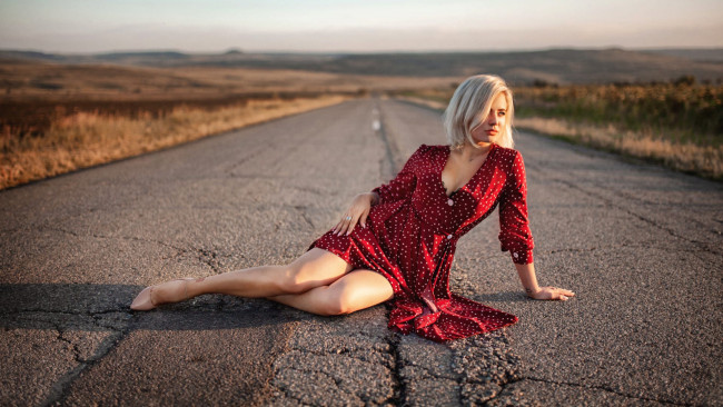 Обои картинки фото девушки, людмила насонова, людмила, насонова