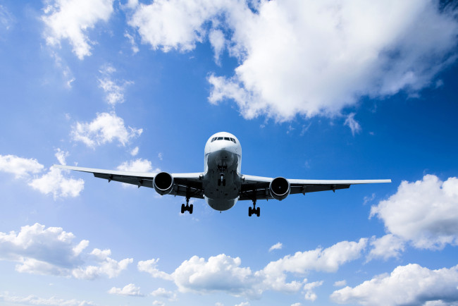 Обои картинки фото авиация, пассажирские самолёты, самолет, полет, небо, облака
