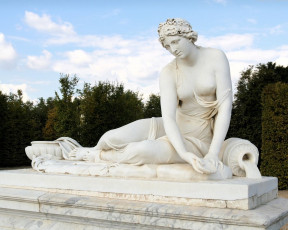 Картинка разное рельефы статуи музейные экспонаты