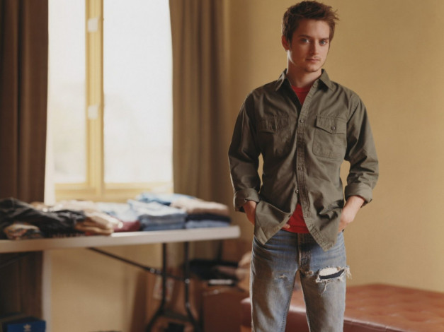 Обои картинки фото elijah, wood, мужчины