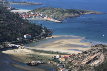 Картинка испания галисия думбриа города панорамы мост дорога море дома