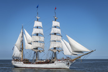 Картинка корабли парусники мачты паруса