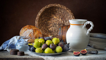 Картинка еда инжир хлеб конфеты