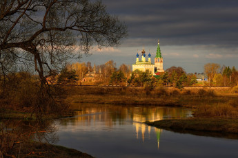 обоя города, - православные церкви,  монастыри, храм, деревья, осень, река