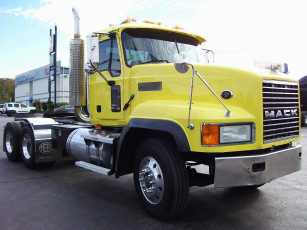 Картинка автомобили mack