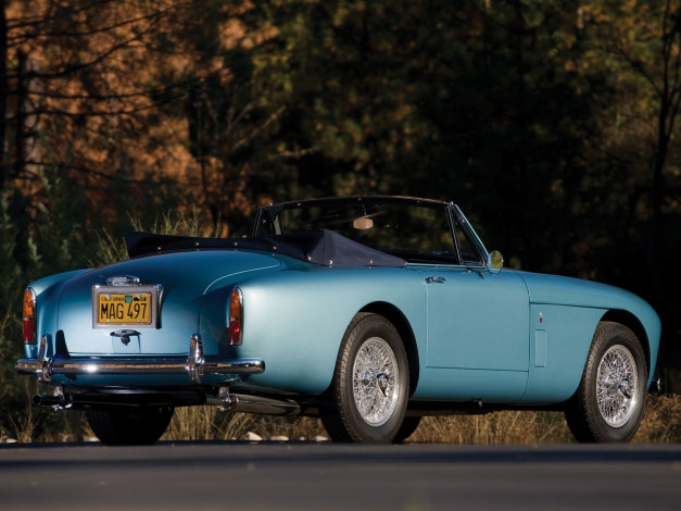 Обои картинки фото автомобили, aston, martin