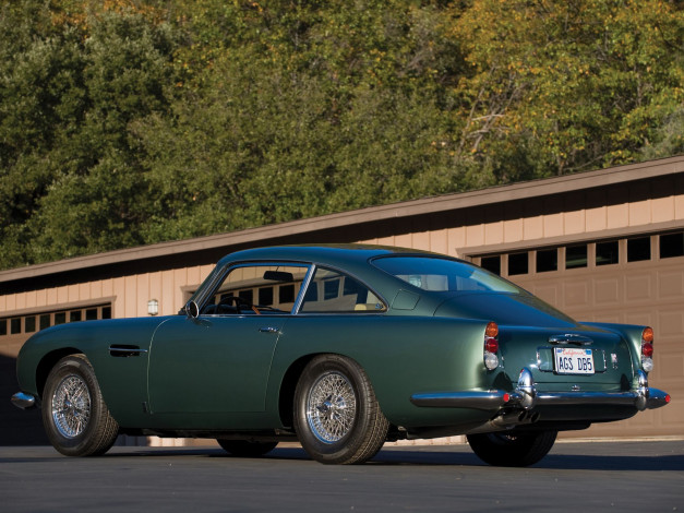 Обои картинки фото автомобили, aston, martin