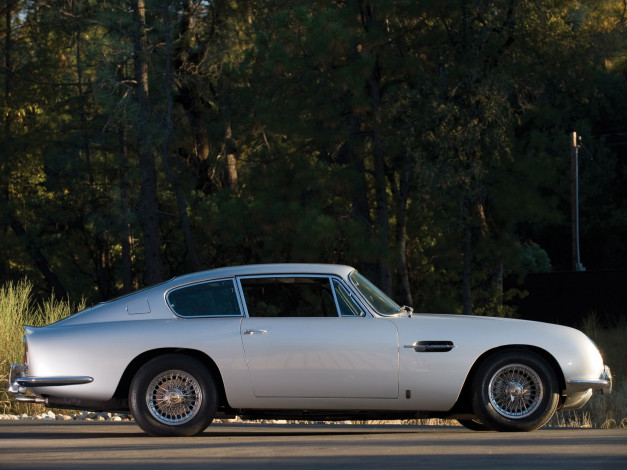 Обои картинки фото автомобили, aston, martin