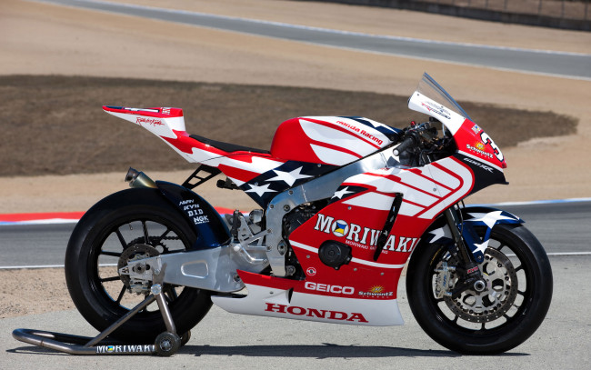 Обои картинки фото мотоциклы, honda