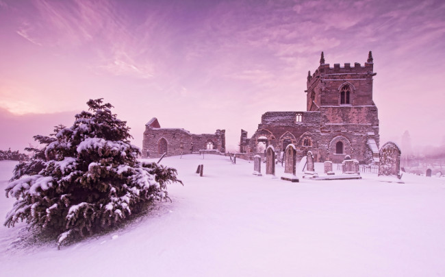 Обои картинки фото города, исторические, архитектурные, памятники, зима, руины, костел