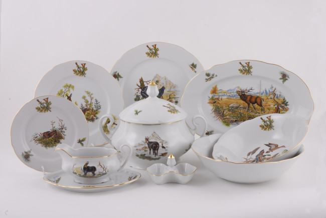 Обои картинки фото разное, посуда, столовые, приборы, кухонная, утварь, чайник, тарелочки, сервиз, фарфор, чашка