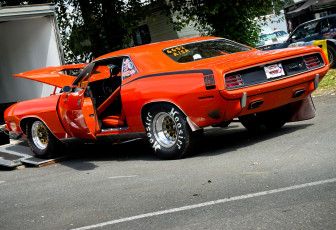 Картинка автомобили выставки+и+уличные+фото plymouth