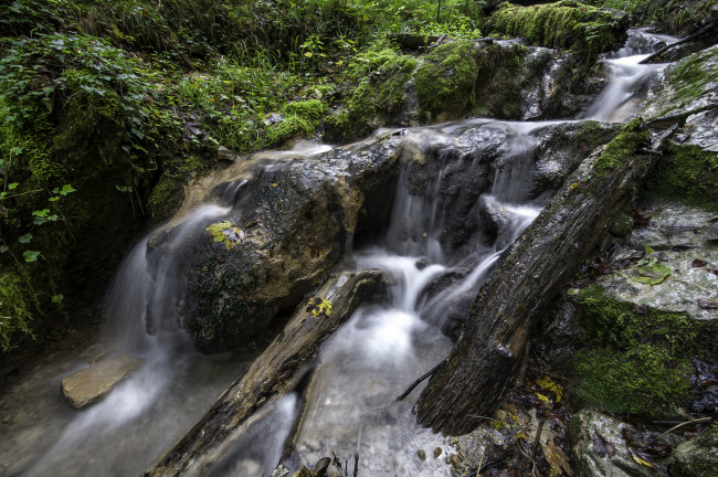 Обои картинки фото природа, водопады, водопад, река, лес