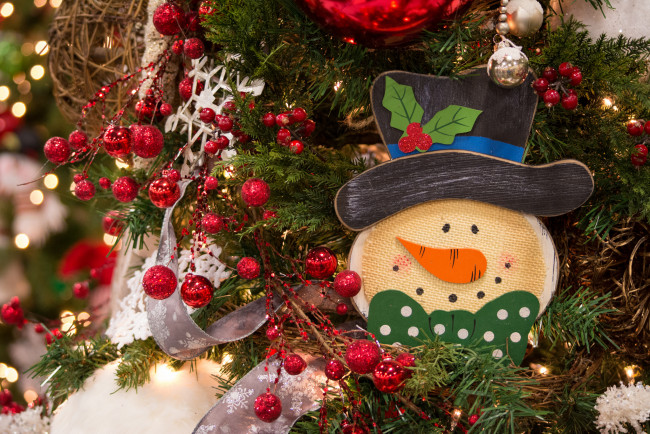 Обои картинки фото праздничные, - разное , новый год, праздник, новый, год, рождество, елка, украшения, снег, чудеса