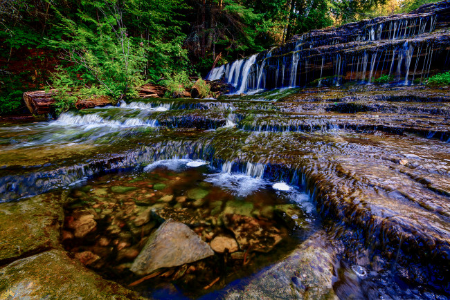 Обои картинки фото природа, водопады, лес, река, водопад