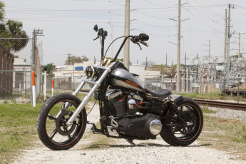 Картинка мотоциклы customs iron