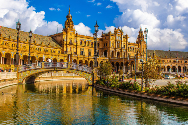 Обои картинки фото plaza de espa&, 241,  sevilla, города, севилья , испания, водоем, дворец, площадь