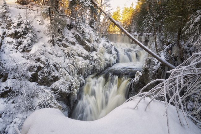 Обои картинки фото природа, водопады, река, лес, водопад