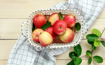 Картинка еда яблоки