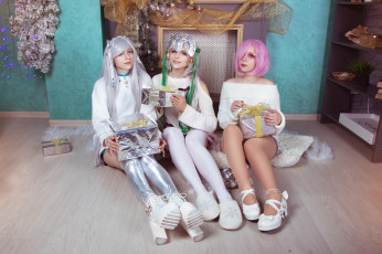 обоя девушки, - группа девушек, костюмы, образы, подарки